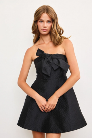 Tie Detailed Strapless Dress