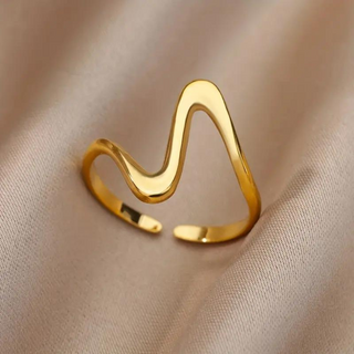 GOLD WAVE RING (ADJUSTABLE)