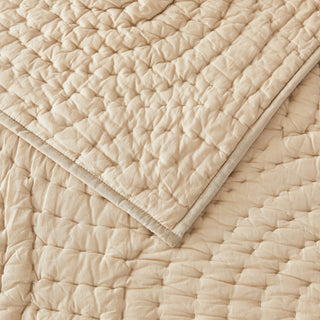 Halo Cotton Voile Hand Stitched Quilt Set