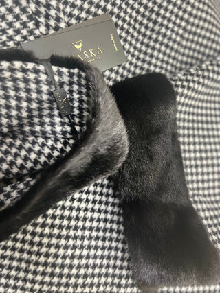 Genuine Scandinavian Mink Fur Virgin Wool Poncho - By Baano