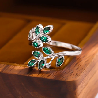 EMERALD LEAF WRAP RING (ADJUSTABLE)