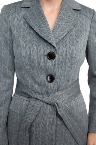 Le Suit Notched Collar 3 Button Tie Waist Flap Pockets Jacket with Button Hook Zipper Closure Pockets Crepe Pants Suit (Two Piece Set) - Glamourous Grace