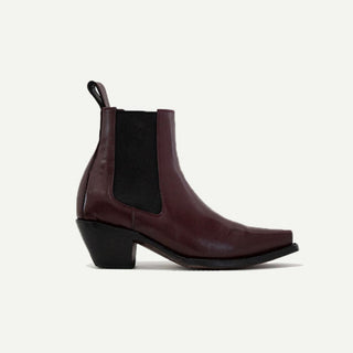 The Sandra Boot in Burgundy - By Baano