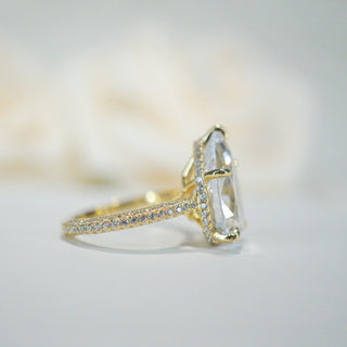 5.0ct Pear Cut Moissanite Three Row Pavè Lab Diamond Engagement Ring Ring Deluxe Fine Jewelry