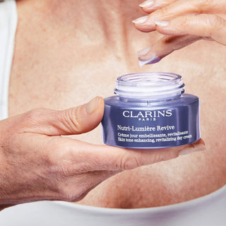 Clarins Nutri Lumiere Revive Revitalizing Day Cream 50 ml - By Baano