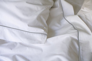 Cotton Piping Design Bed Sheet Set