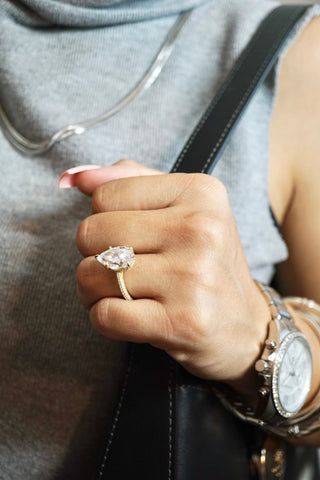 5.0ct Pear Cut Moissanite Three Row Pavè Lab Diamond Engagement Ring Ring Deluxe Fine Jewelry