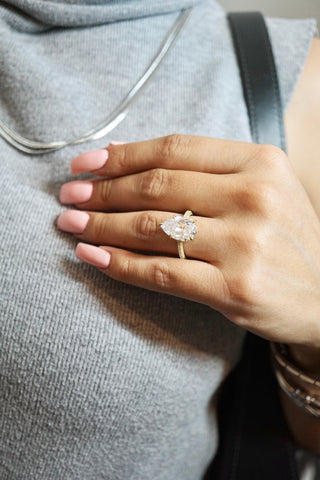 5.0ct Pear Cut Moissanite Three Row Pavè Lab Diamond Engagement Ring Ring Deluxe Fine Jewelry