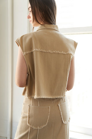BETWEEN THE PAGES WOVEN TWILL VEST - By Baano