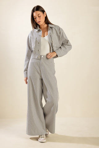 HONESTLY LOVE YOU TWILL CROP JACKET Flying Tomato