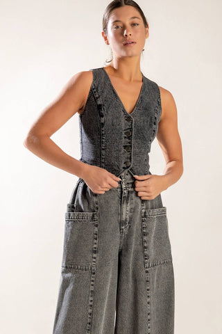 EXPLORING THE CITY DENIM VEST - By Baano