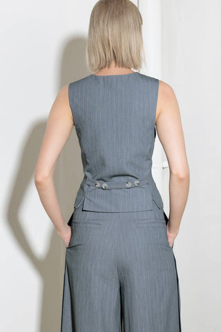 SMILE BRIGHT IN GREY WOVEN VEST - By Baano