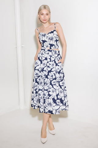 PLAIN OPTIMISM NAVY WOVEN CROP TOP - By Baano