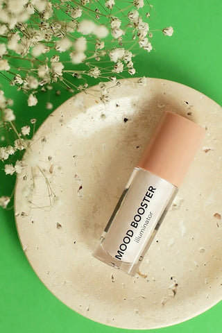 Flormar Mood Booster Lightweight & Creamy Textured Liquid Illuminator 4ml - 003 Bronze Glow - By Baano