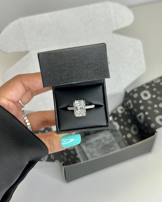 5.0ct Radiant Cut Moissanite Diamond Three Row Pavè Engagement Ring Ring Deluxe Fine Jewelry