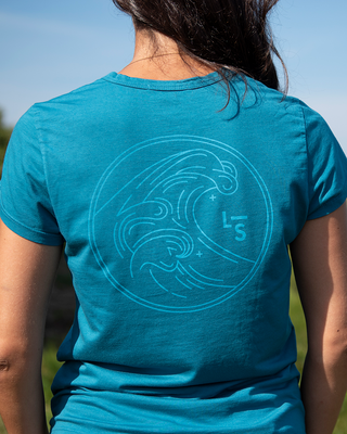 Modern Wave Tee - By Baano