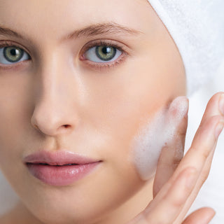 CLEANSING FACE & EYE MOUSSE - By Baano