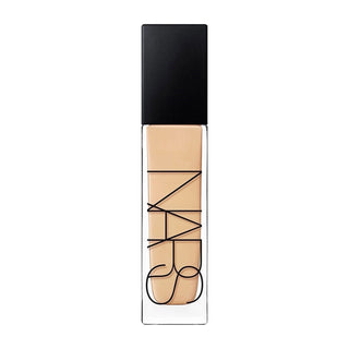 NARS Natural Radiant Longwear Foundation - 30 ml / Light 4.5 - Vienna - Medium Light Skin with Peach Undertones Chivela