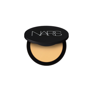 NARS Soft Matte Advaced Perfecting Powder - 9 GR / Bay - For Medium Skin with Warm Tones Chivela