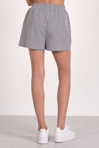Dari Short