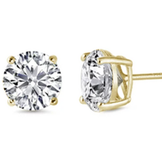 Brilliant Round Cut Studs in Gold - Effortless Elegance