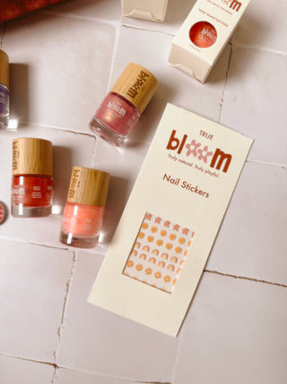 Bloom Nail Kit - By Baano