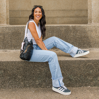 HydroBag® HANDLE™- Black Vegan Leather with Strap Bundle