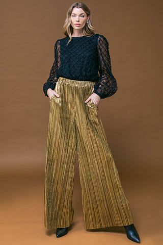 SWEETLY CAPTIVTING WOVEN TOP - By Baano