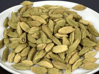 Green Cardamom Pod