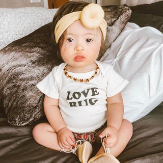 Love Bug Organic Baby Bodysuit Tenth & Pine