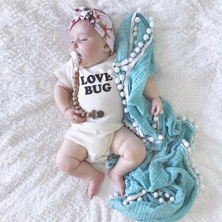 Love Bug Organic Baby Bodysuit Tenth & Pine
