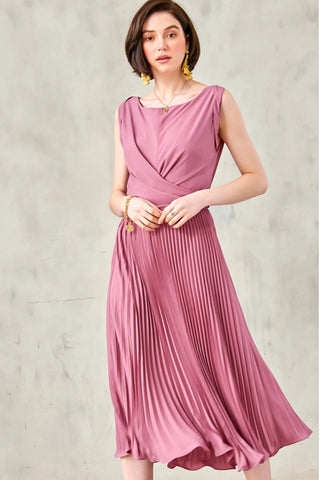 Pleated Sleeveless Midi Dress