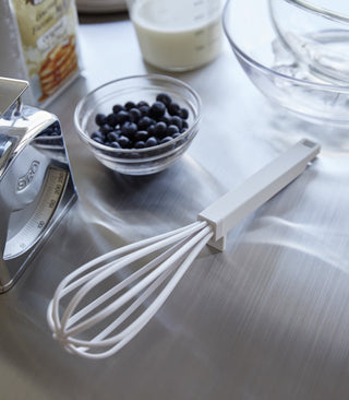 Floating Whisk - Silicone + Nylon - By Baano