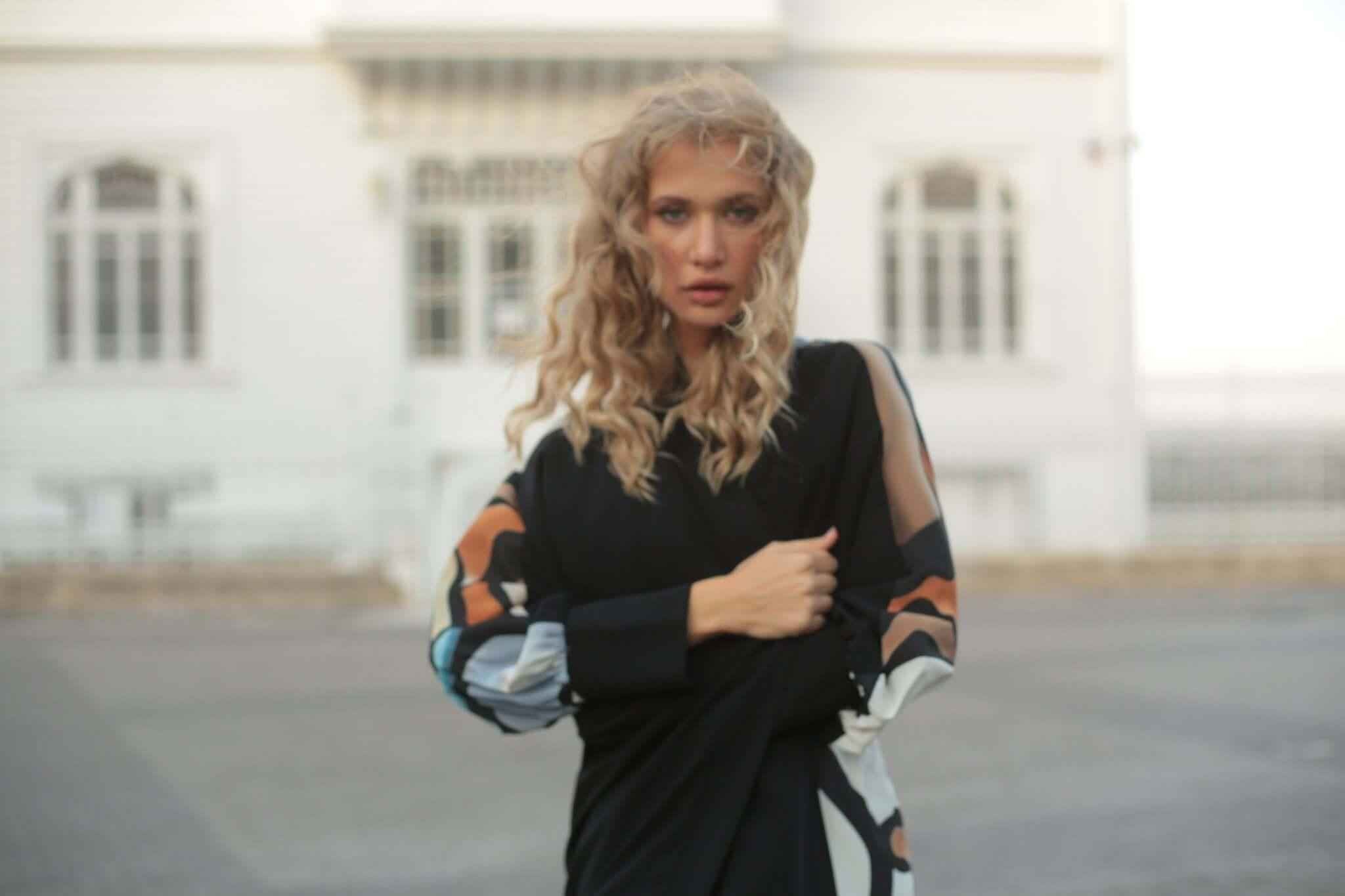 Kimono Fashion Trends: A Journey from Japanese Cultural Dress to High Fashion - Glamourous Grace