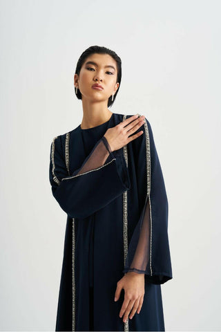 How To Be A Modest Woman In Today's Society - By Baano