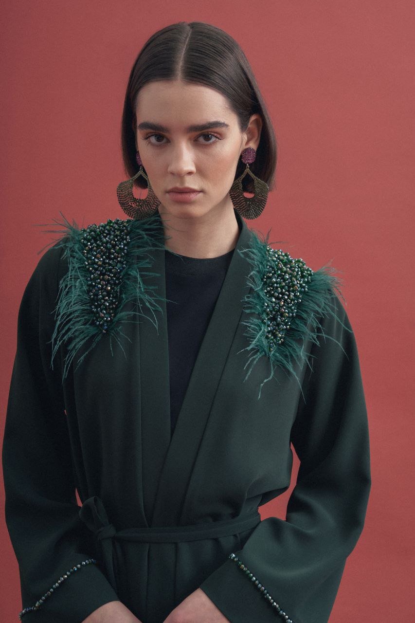 Stylish Abayas & Modest Clothing Trends: Embrace the Latest - Glamourous Grace