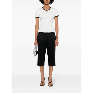 Short -sleeved t -shirt