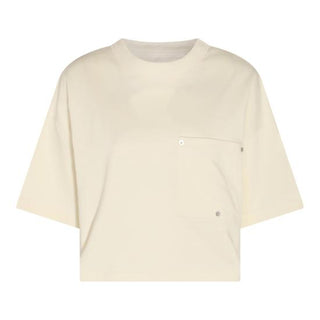 Short -sleeved t -shirt