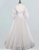 Women's Off-Shoulder Tulle Prom Gown with Lace Applique, Elegant Evening Dress