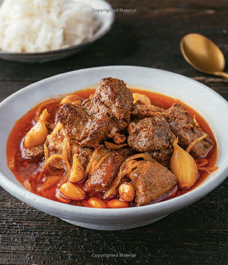 101 Thai Dishes You Need to Cook Before You Die: The Essential Recipes, Techniques and Ingredients of Thailand (Spiral Bound) Lay it Flat Publishing Group