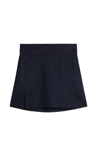 Short skirt