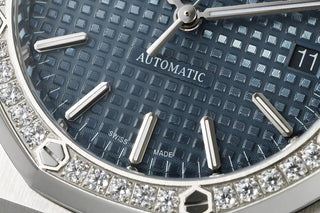 Audemars Piguet Royal Oak 77451ST – Iconic Luxury Sports Watch