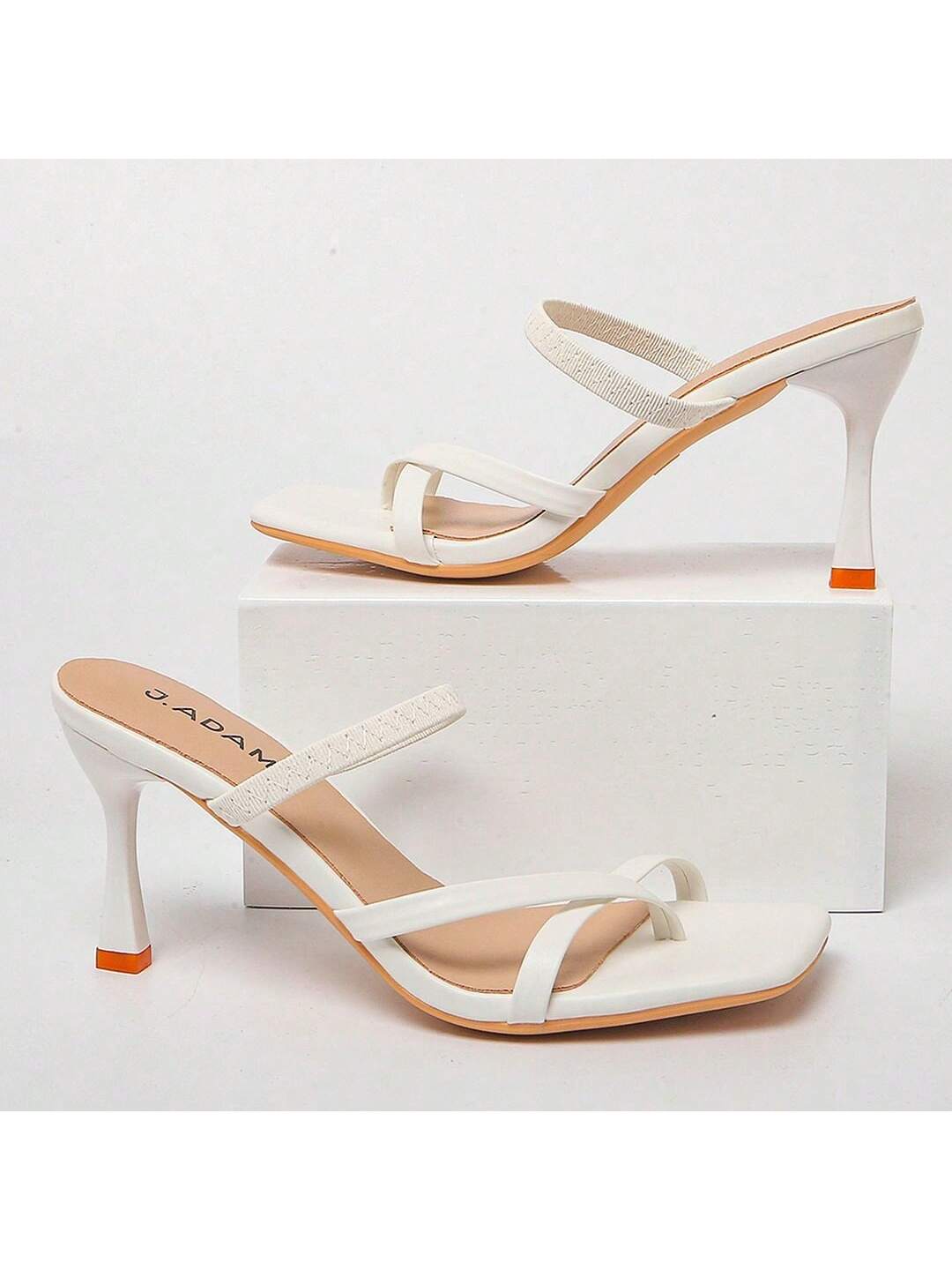 Clara | White - By Baano