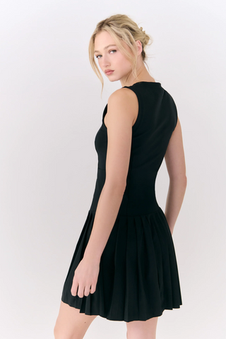 Game Sleeveless Dress