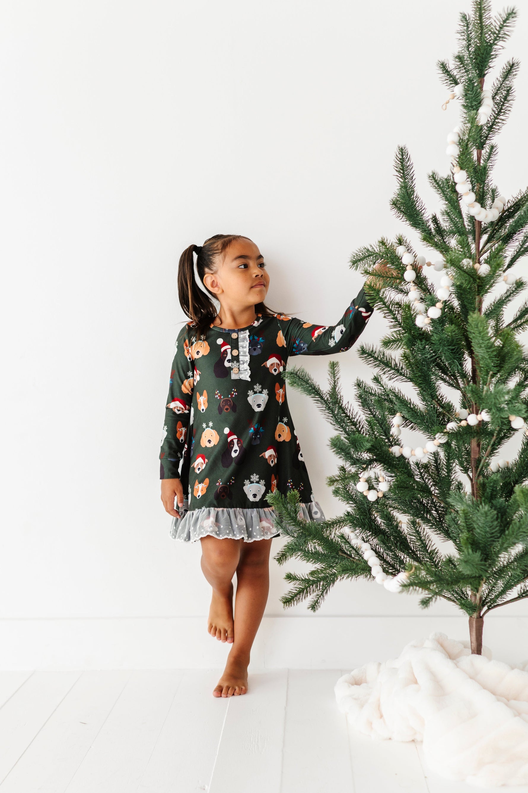 Christmas Doggies | NIGHTGOWN - By Baano