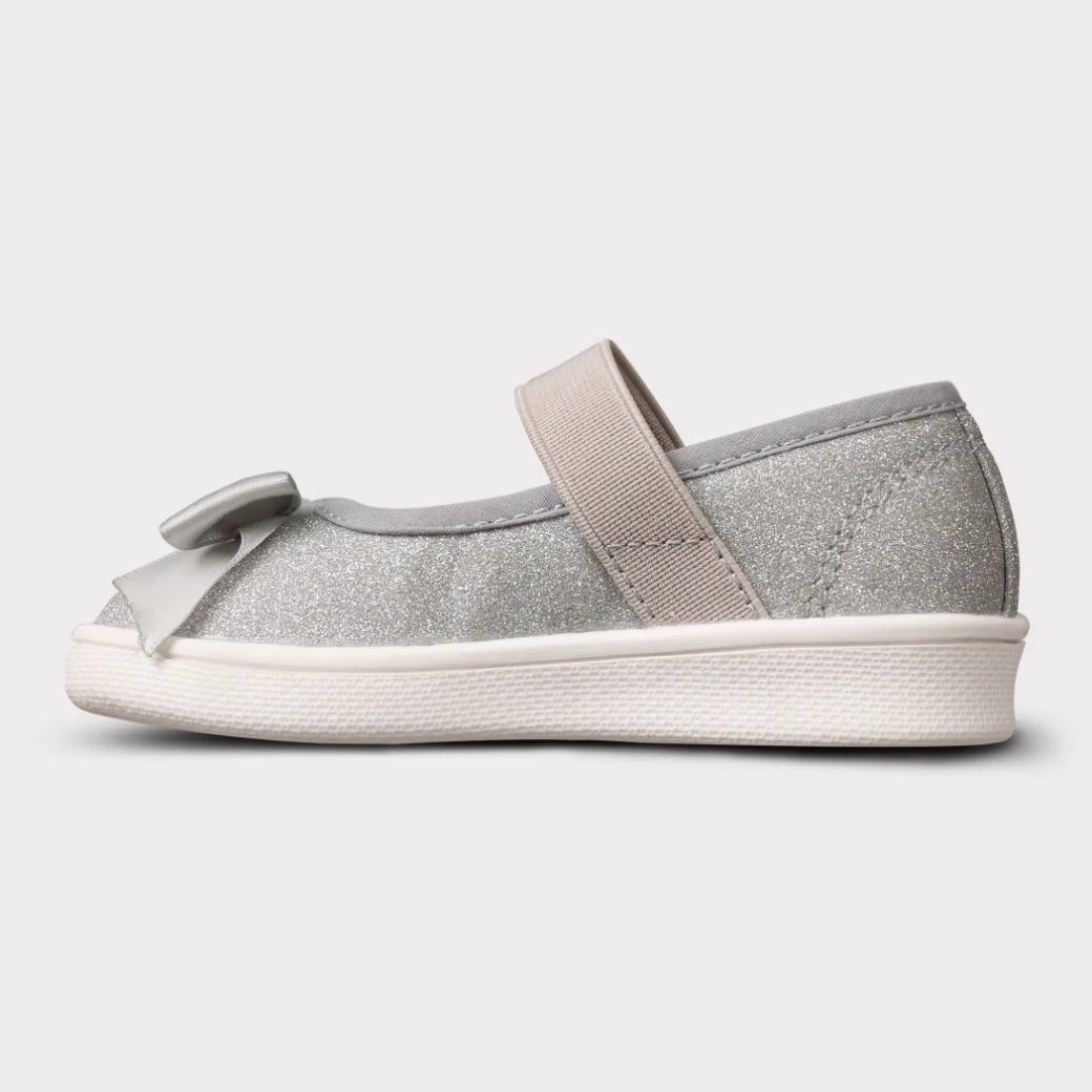 Quinn Girls Crib Slip-On Shoe