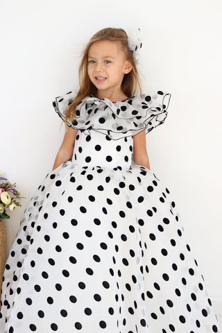 Glamourous Grace