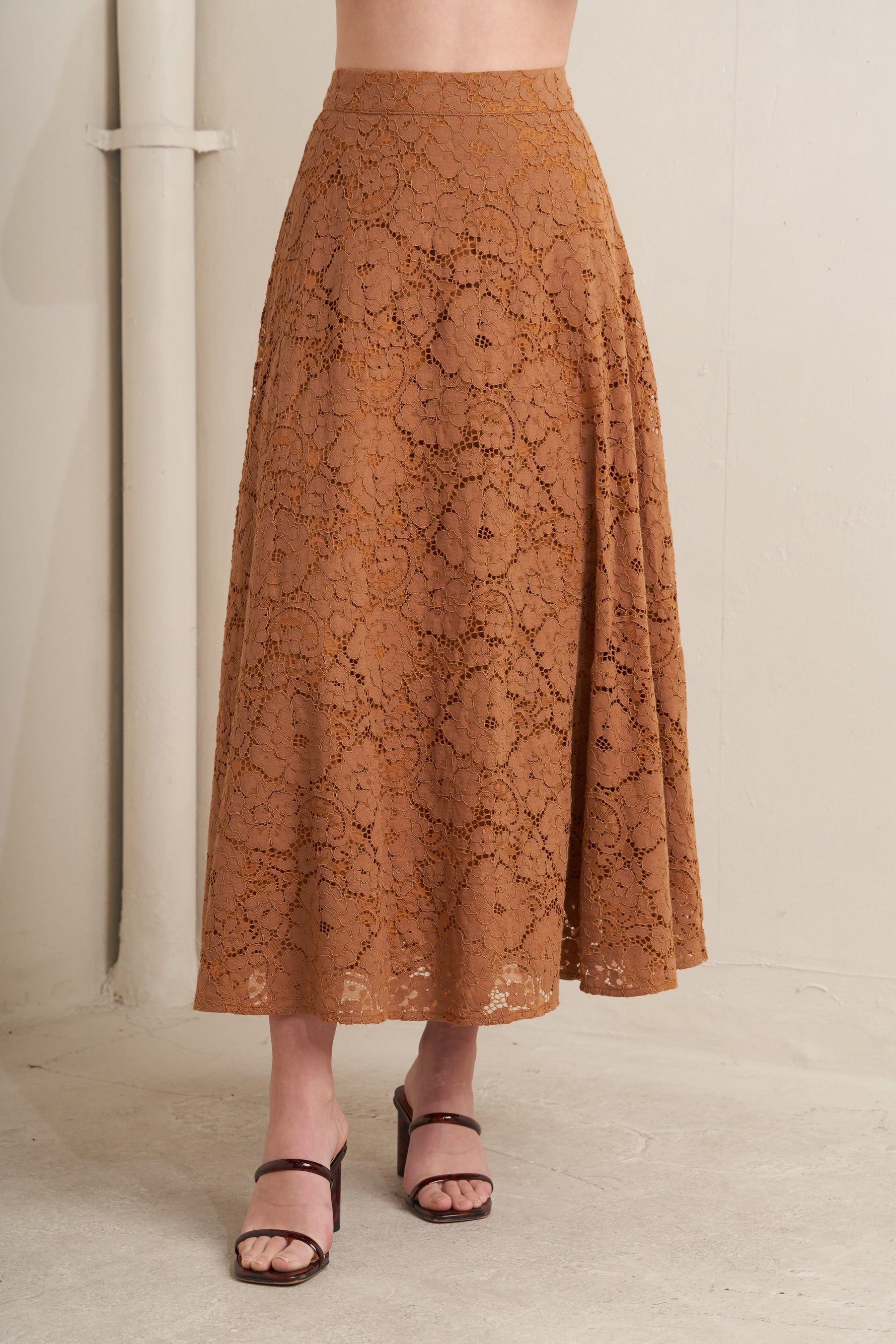 PURELY ROMANTIC WOVEN LACE MIDI SKIRT