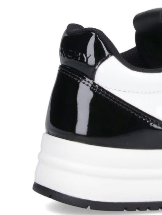Sneakers - By Baano