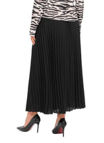 Black Pleated Lightweight Solid Skirt